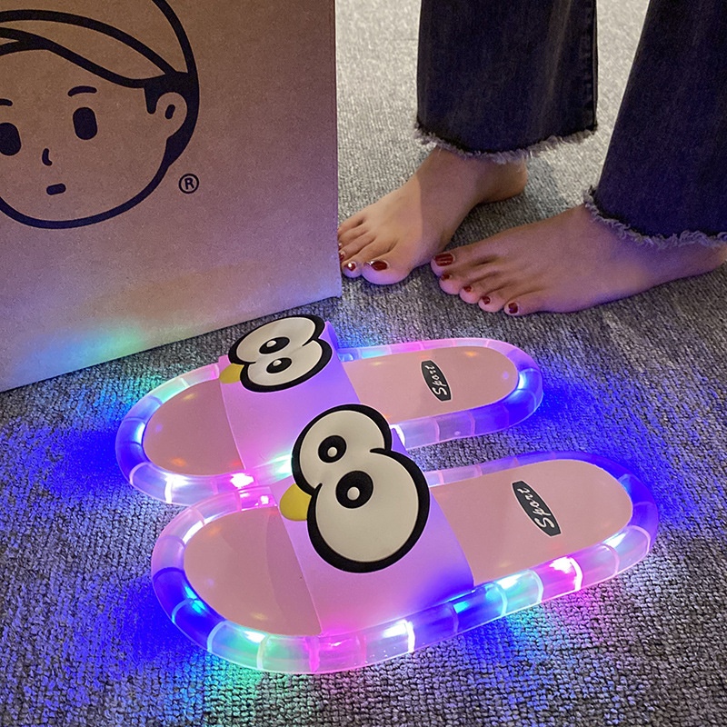Funny Big Eyes Luminous Slide  - Home Outdoor Bathroom recension och pris